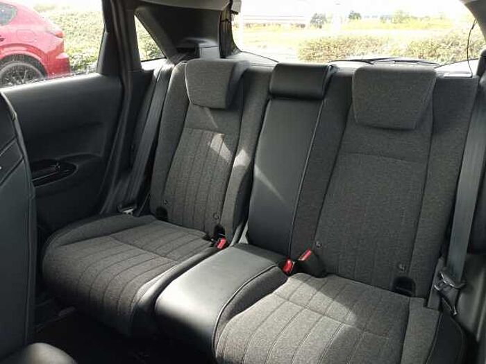 Honda Jazz Hybrid 1.5 i-MMD (109ps) SR eCVT 