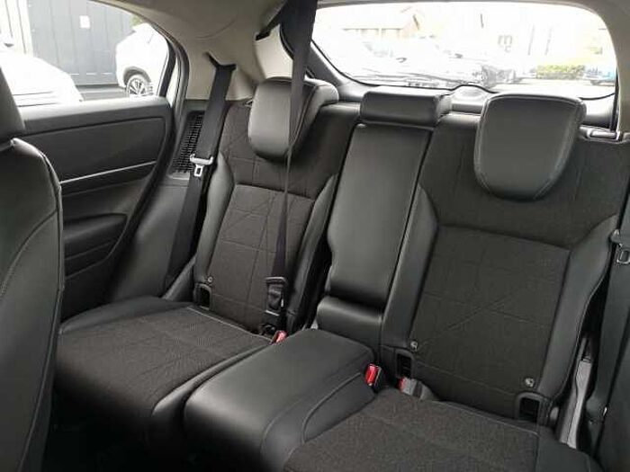 Honda HR-V Hybrid 1.5 i-MMD (131ps) Advance eCVT 5-Door 