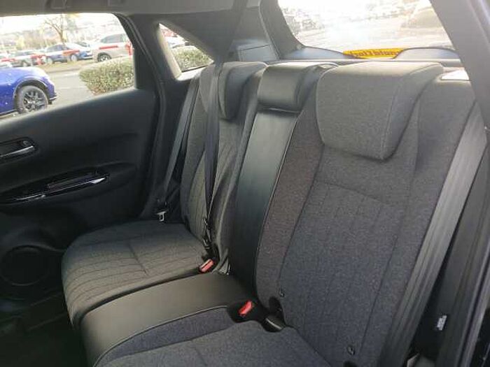 Honda Jazz Hybrid 1.5 i-MMD (107ps) SR 